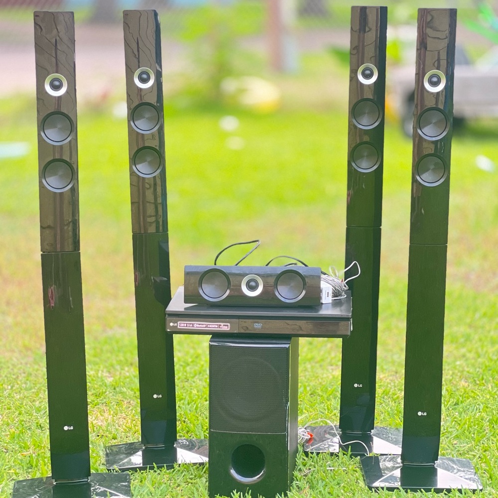 LG Black Portable Speaker System with Sleek Design